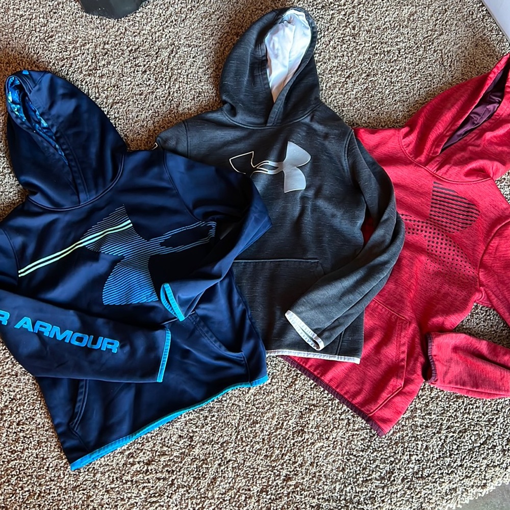 3 Under Armour boys sweatshirts - Youth L & XL